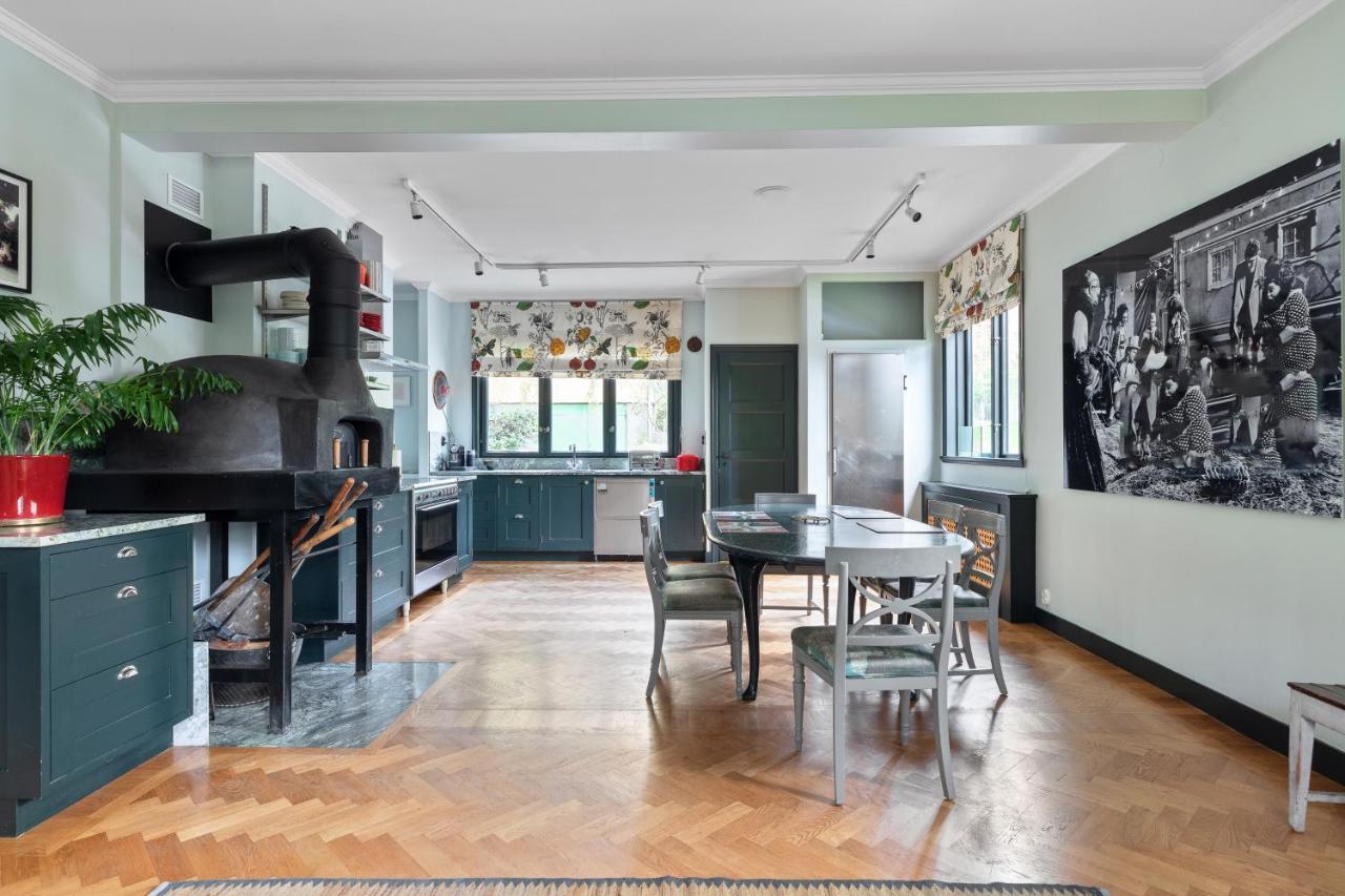 Fantastic 4 Bedroom Home In Bromma With Everything Stockholm Exterior foto