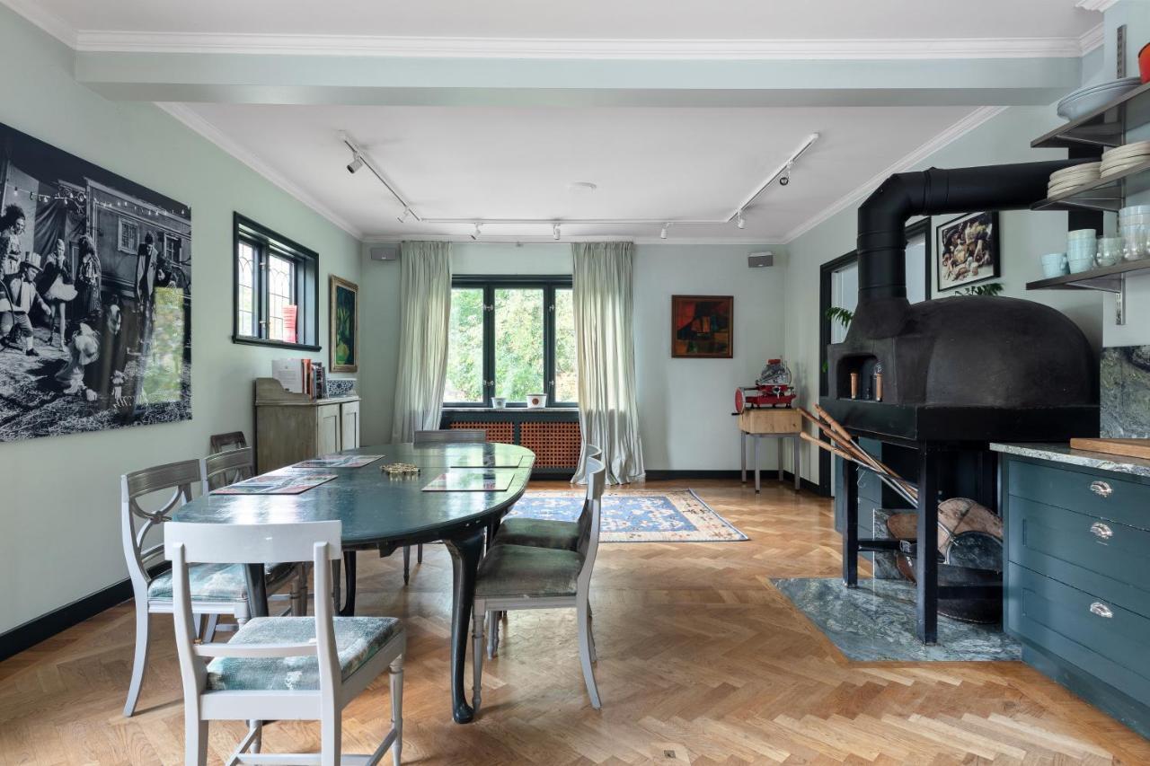 Fantastic 4 Bedroom Home In Bromma With Everything Stockholm Exterior foto