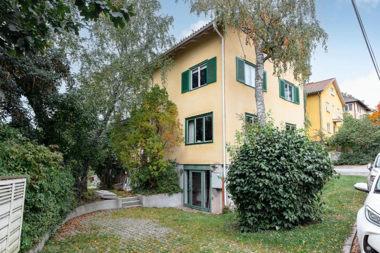 Fantastic 4 Bedroom Home In Bromma With Everything Stockholm Exterior foto